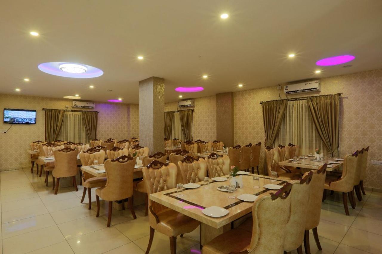 Premier Suites Business Hotel Bangalore Exterior photo